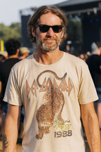 Def Leppard Japan Tour 88 Beige Unisex T-Shirt