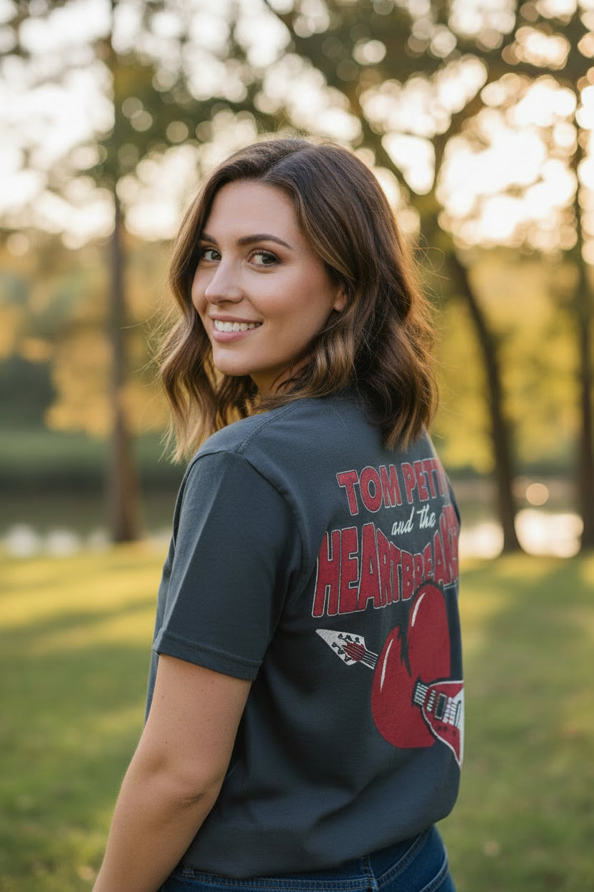 WOMAN WEARING TOM PETTY TEE TPH544S, TPH544M, TPH544L, TPH544XL, TPH544XXL